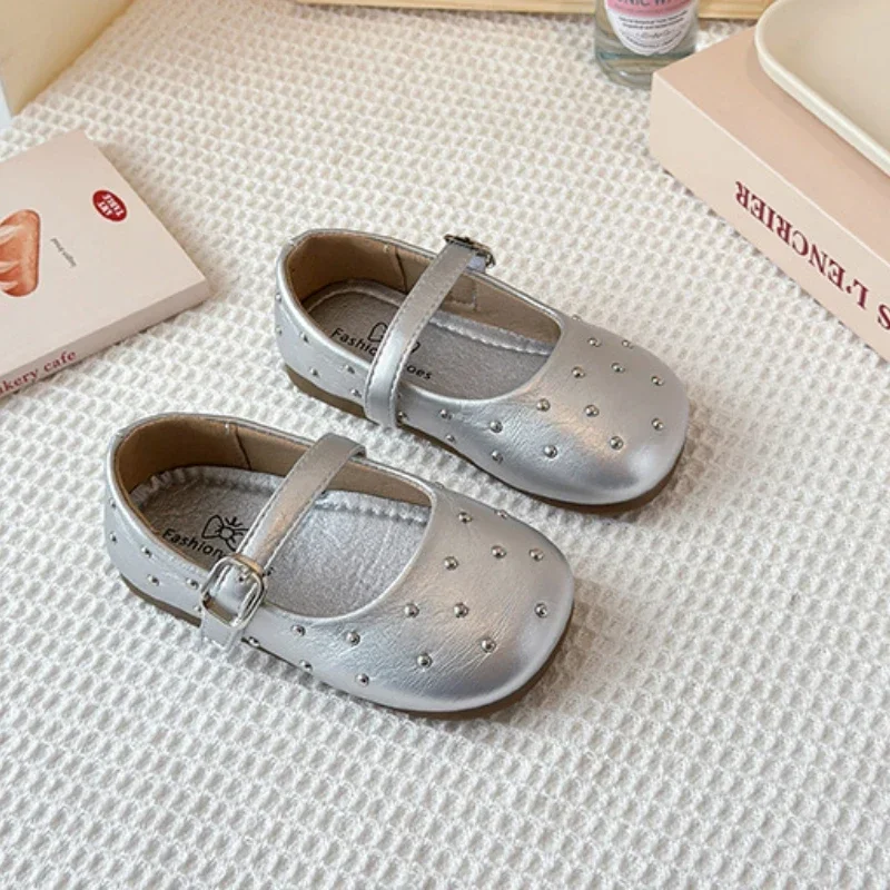 2025 Children Leather Shoes for Girls Spring New Fashion Korean Style Soft Anti-slippery Versatile Chic Mary Jane Ballet Shoes
2025 Children Leather Shoes for Girls Spring New Fashion Korean Style Soft Anti-slippery Versatile Chic Mary Jane Ballet Shoes