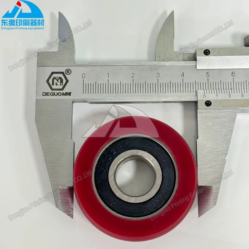 Красно-черное резиновое колесо 48x15x15 мм для офсетных печатных машин Komori, запчасти, резиновое колесо 48x15x15 мм
Красно-черное резиновое колесо 48x15x15 мм для офсетных печатных машин Komori, запчасти, резиновое колесо 48x15x15 мм