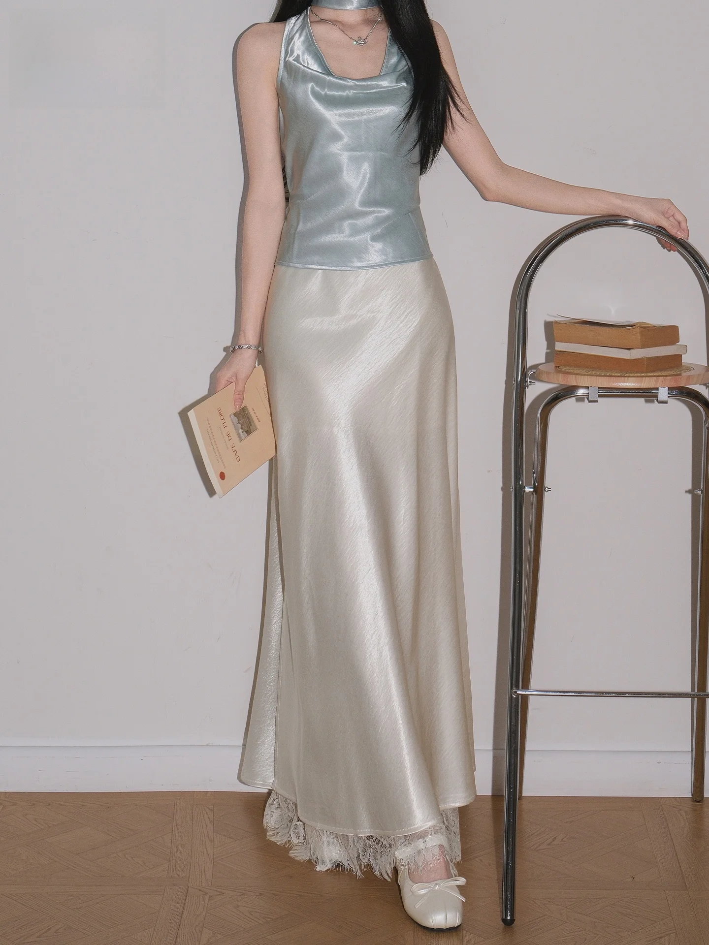 High Waist A-Line Fish Tail Skirt Lace Patchwork Acetate Satin Mid-Length Women's Fashion Casual Style Standard Fit Summer Sl...
High Waist A-Line Fish Tail Skirt Lace Patchwork Acetate Satin Mid-Length Women's Fashion Casual Style Standard Fit Summer Sl...