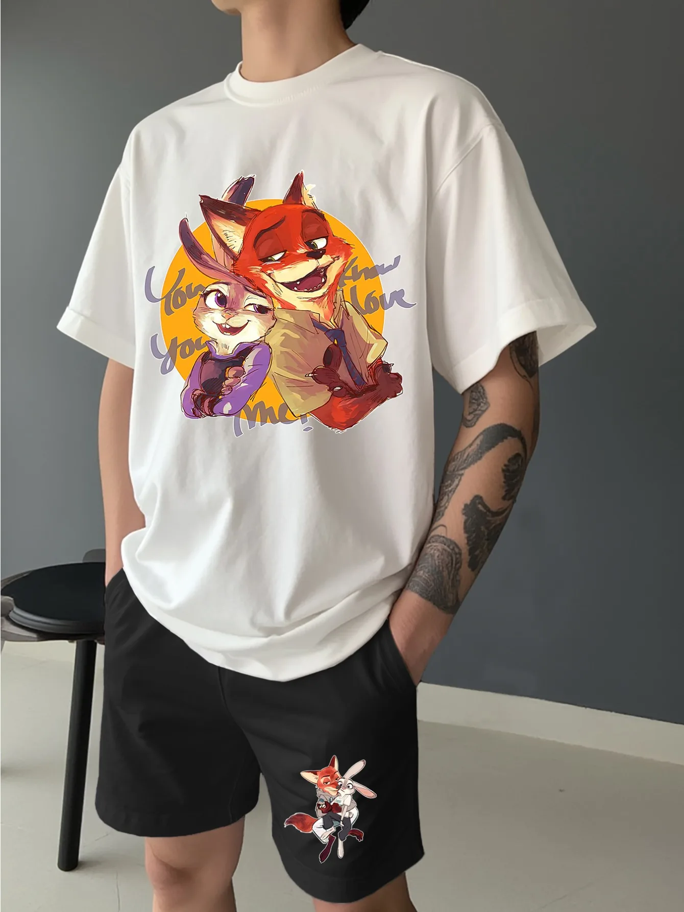 2-Piece Zootopia Print Men's T-Shirt and Shorts Set Summer Casual Cute Cartoon Short-Sleeve Top Men's Y2K Fashion T-Shirt
2-Piece Zootopia Print Men's T-Shirt and Shorts Set Summer Casual Cute Cartoon Short-Sleeve Top Men's Y2K Fashion T-Shirt