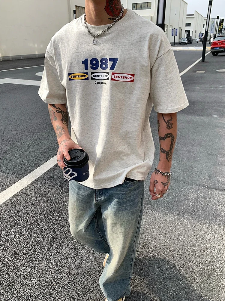 Street Style Letter Print American Retro Loose Casual Round Neck Short-Sleeved T-Shirt Men's Off-Shoulder Summer New Top
Street Style Letter Print American Retro Loose Casual Round Neck Short-Sleeved T-Shirt Men's Off-Shoulder Summer New Top