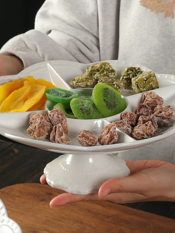 Ele High-legged Dry Fruit Tray for Living Room Coffee Table Sna Display European Sle Cerc d Fruit Tray
Ele High-legged Dry Fruit Tray for Living Room Coffee Table Sna Display European Sle Cerc d Fruit Tray