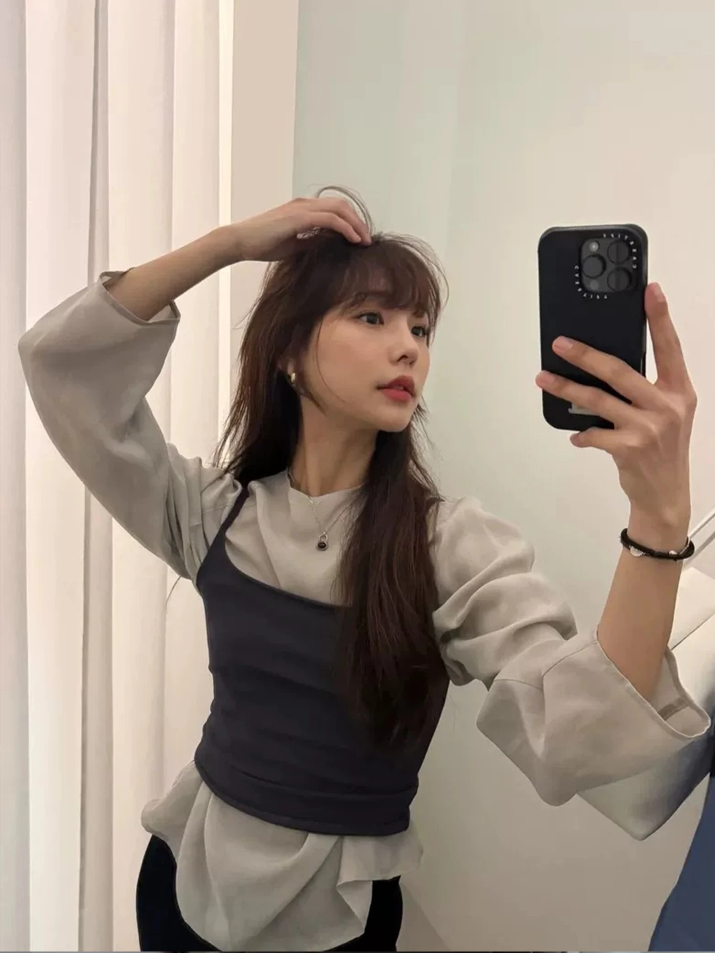 Свободная женская повседневная хлопковая футболка с длинным рукавом и круглым вырезом, базовый слой для многослойных образов, с вставками на плечах
Свободная женская повседневная хлопковая футболка с длинным рукавом и круглым вырезом, базовый слой для многослойных образов, с вставками на плечах