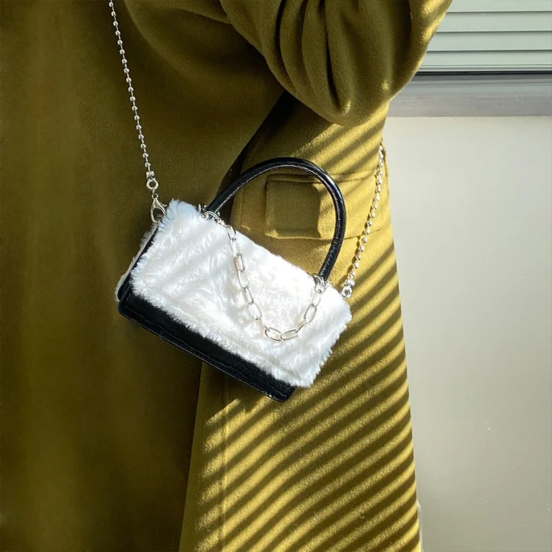 Winter bag autumn winter Korean version plush chain bag women's handbag diagonal cross single shoulder small square bag women
Winter bag autumn winter Korean version plush chain bag women's handbag diagonal cross single shoulder small square bag women