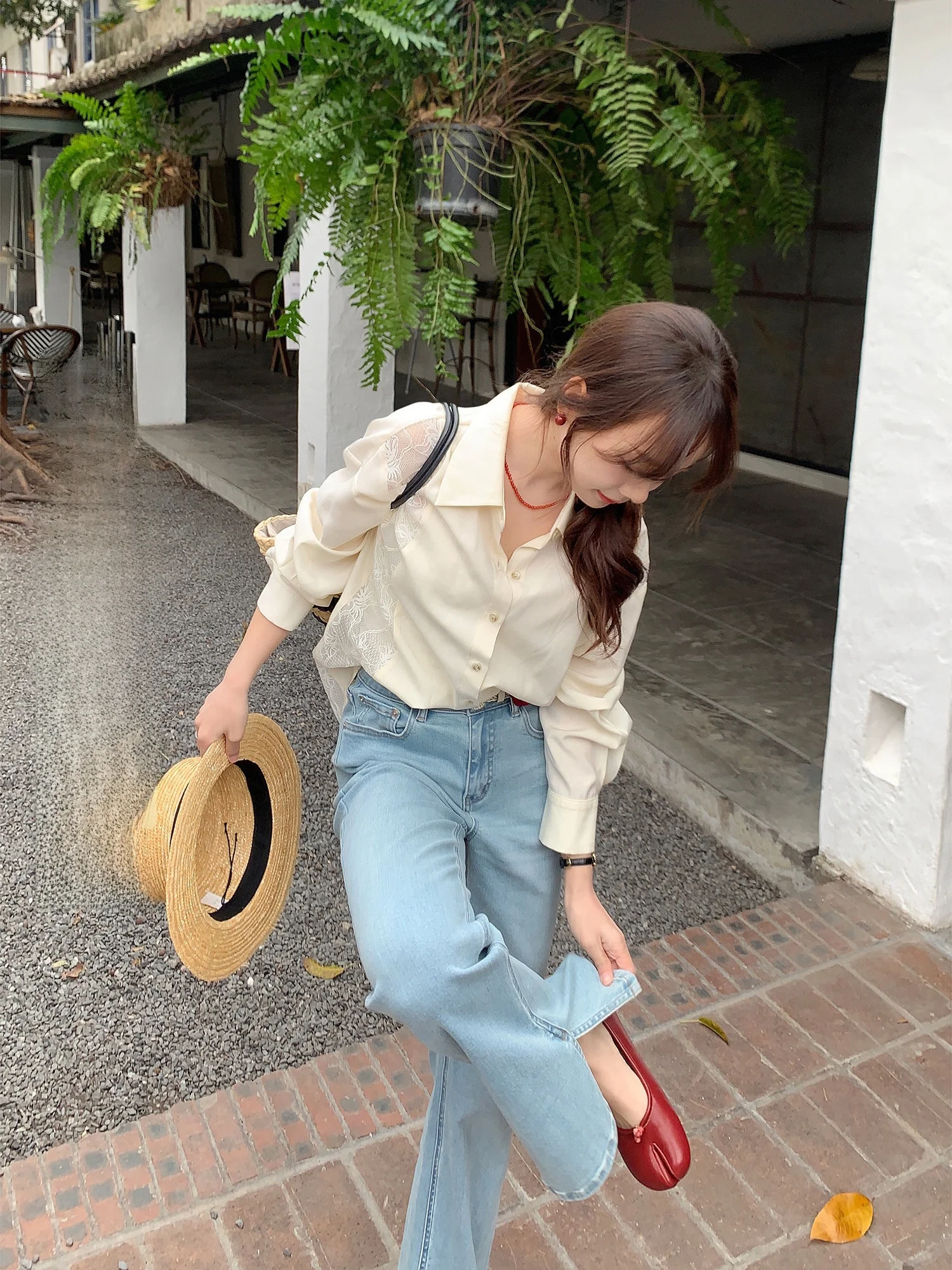 Spring Blue Jeans Women's High Waist Wide Leg Pants Casual Style Washed Cotton Elastic Micro Flared Trousers for Short Women
Spring Blue Jeans Women's High Waist Wide Leg Pants Casual Style Washed Cotton Elastic Micro Flared Trousers for Short Women