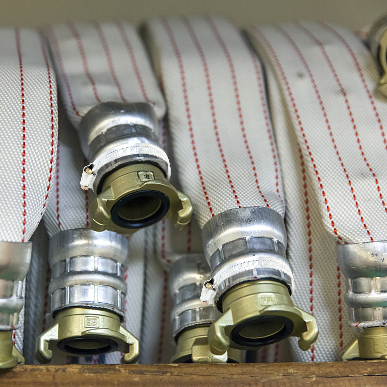 4Pcs Fire Hose Clamp Heavy Duty Metal Flat Hose Clamp Set for Automotive Marine Motorcycle Sealing Fasteners Pool Turbo Vacuum
4Pcs Fire Hose Clamp Heavy Duty Metal Flat Hose Clamp Set for Automotive Marine Motorcycle Sealing Fasteners Pool Turbo Vacuum