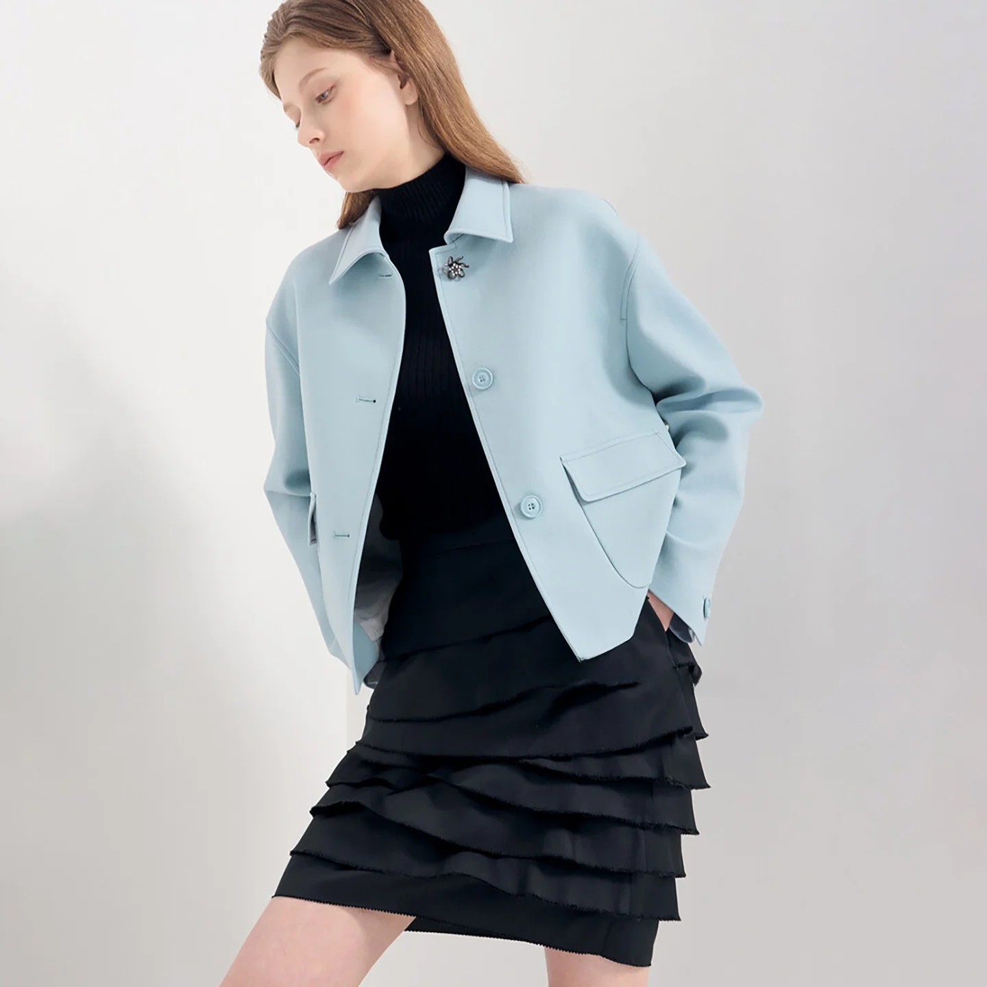 Корейский шерстяной топ из чистой шерсти с воротником, приталенный, универсальный, удобный для повседневной носки, женское модное осенне-зимнее пальто
Корейский шерстяной топ из чистой шерсти с воротником, приталенный, универсальный, удобный для повседневной носки, женское модное осенне-зимнее пальто