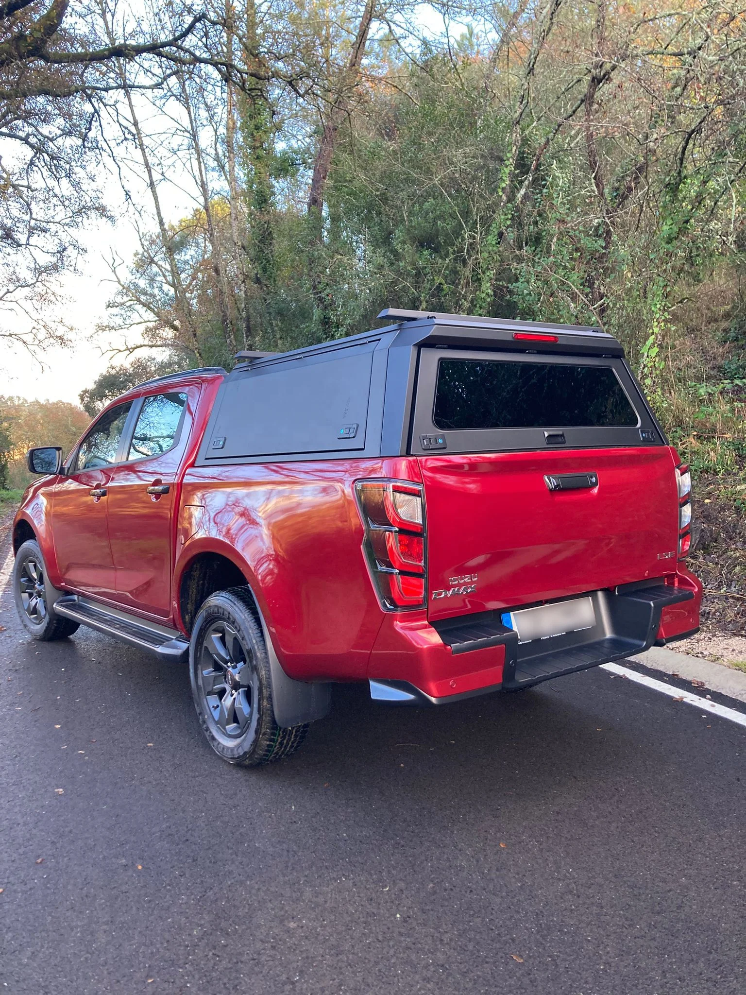 Pickup Aluminum Hardtop Canopy for Dmax 2020-2026 2020+ Hilux Tacoma Canopy With Slide Window
Pickup Aluminum Hardtop Canopy for Dmax 2020-2026 2020+ Hilux Tacoma Canopy With Slide Window