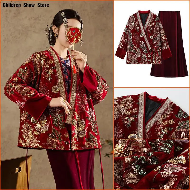 2026Новое пальто ханьфу в китайском стиле, женское роскошное пальто с вышивкой и цветком Тан, велюровая юбка, кардиган с v-образным вырезом, улучшенная одежда Тан
2026Новое пальто ханьфу в китайском стиле, женское роскошное пальто с вышивкой и цветком Тан, велюровая юбка, кардиган с v-образным вырезом, улучшенная одежда Тан