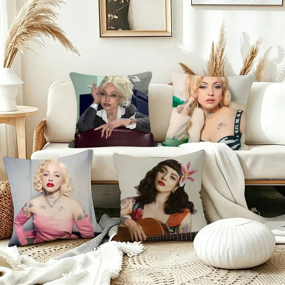 FEMME FATALE M-Mon L-Laferte Pillow Case Living Room Sofa Cushion Cover Suitable For Home Bedroom Room Decoration
FEMME FATALE M-Mon L-Laferte Pillow Case Living Room Sofa Cushion Cover Suitable For Home Bedroom Room Decoration