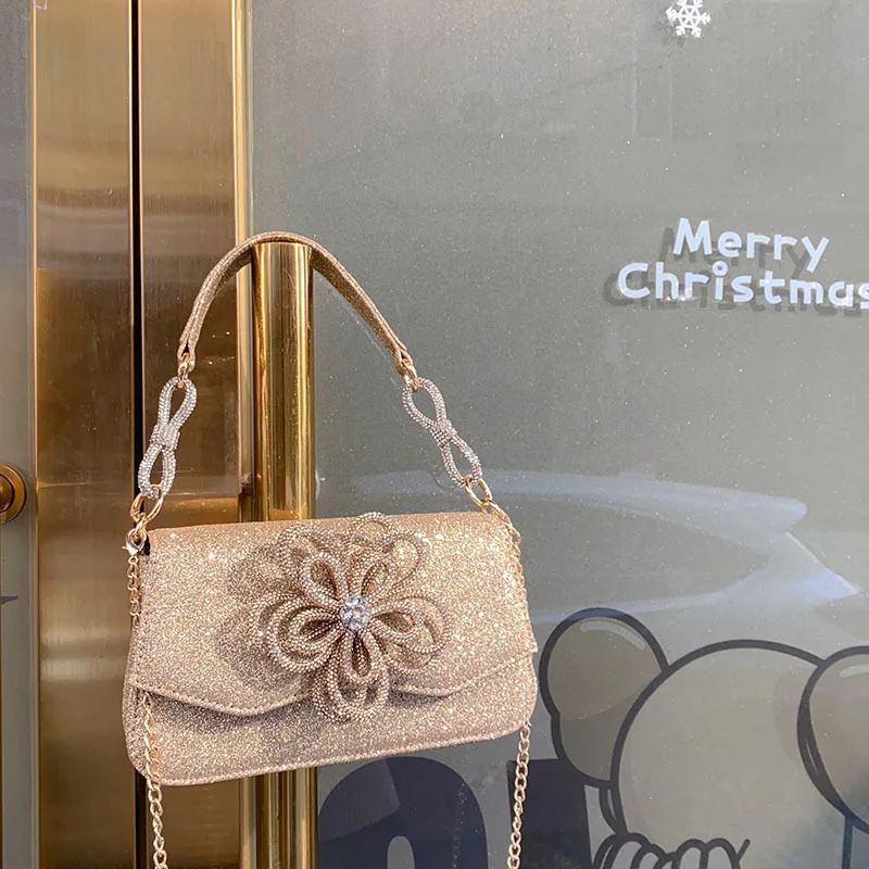 Luxury Glitter Diamond Floral Evening Bag Bling Shiny Square Bag Fashion Women Handbag Wedding Party Clutch Purse Crossbody Bag
Luxury Glitter Diamond Floral Evening Bag Bling Shiny Square Bag Fashion Women Handbag Wedding Party Clutch Purse Crossbody Bag