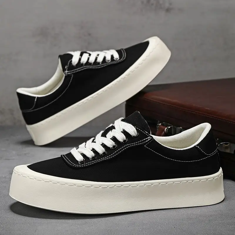 New Canvas Men's Sneakers Comfortable Men's Casual Shoes Outdoor Skateboarding Shoes Thick Bottom Wlaking Shoe Zapatillas Hombre
New Canvas Men's Sneakers Comfortable Men's Casual Shoes Outdoor Skateboarding Shoes Thick Bottom Wlaking Shoe Zapatillas Hombre