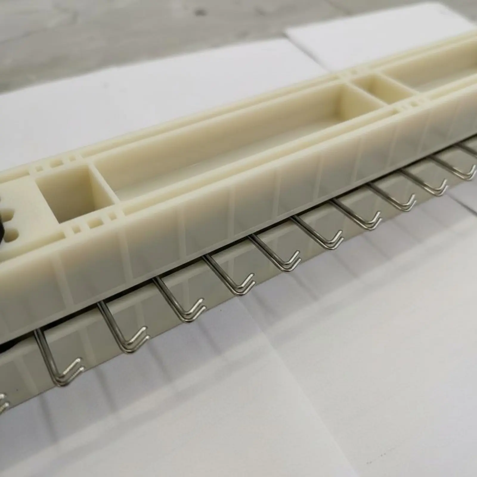 Automatic Conveyor Hook System Easy Installation Motorized Hook Rail System
Automatic Conveyor Hook System Easy Installation Motorized Hook Rail System