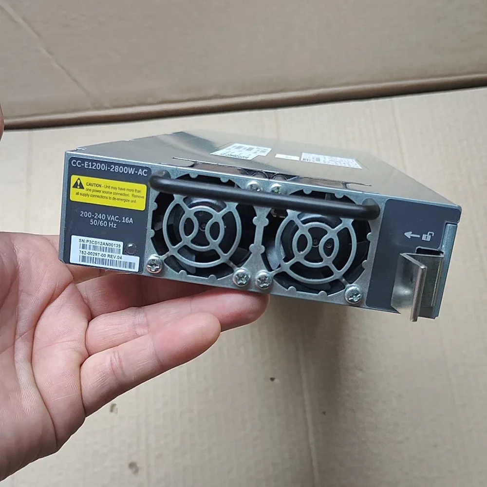 Блок питания W526T D1U-H-2800-52-HB1LC 752-00297-0 FORCE10 E
Блок питания W526T D1U-H-2800-52-HB1LC 752-00297-0 FORCE10 E