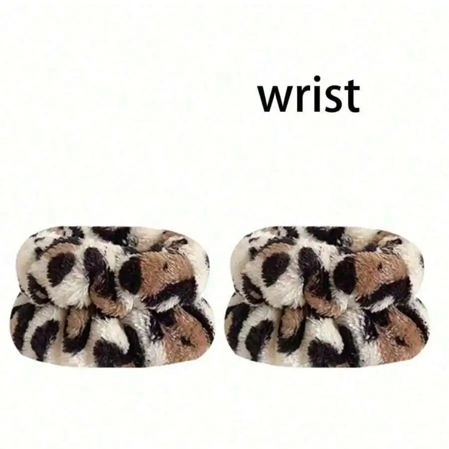 Leopard Print Headband And Wristbands Set Soft Coral Fleece Hair Accessories For Makeup Spa Yoga
Leopard Print Headband And Wristbands Set Soft Coral Fleece Hair Accessories For Makeup Spa Yoga