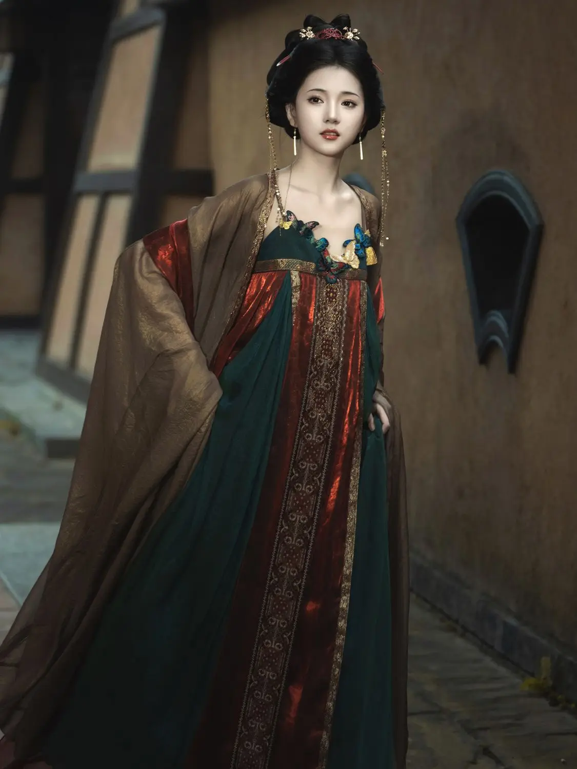 Экзотический сарафан Hanfu Liuliyu Hanfu Han element с большими рукавами, супер сказочный костюм, одежда для зоны эспандера
Экзотический сарафан Hanfu Liuliyu Hanfu Han element с большими рукавами, супер сказочный костюм, одежда для зоны эспандера