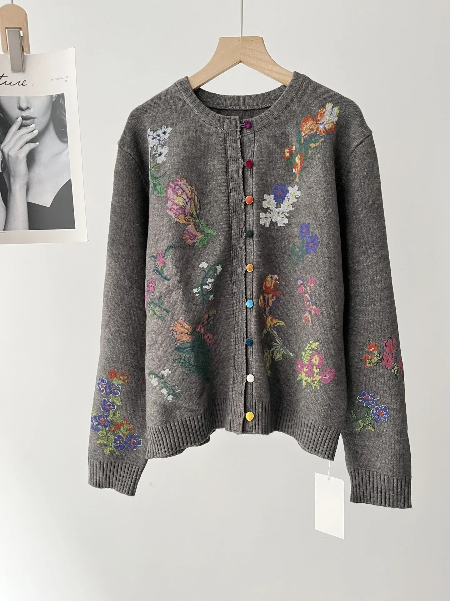 Winter thick rainbow button crew neck flower print knitted cardigan women's sweater jacket 51c
Winter thick rainbow button crew neck flower print knitted cardigan women's sweater jacket 51c