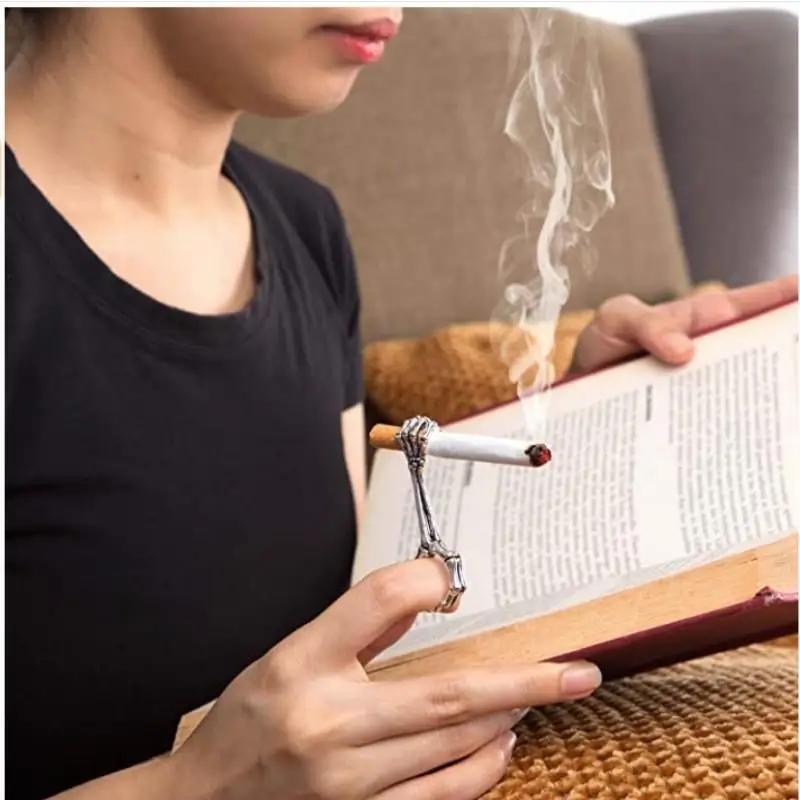 Hand Bone Smoking Ring Cigarette Holder Thick Smoke Cigarette Holder Holder Skull Pattern Cigarette Adjustable Ring Blunt Holder
Hand Bone Smoking Ring Cigarette Holder Thick Smoke Cigarette Holder Holder Skull Pattern Cigarette Adjustable Ring Blunt Holder