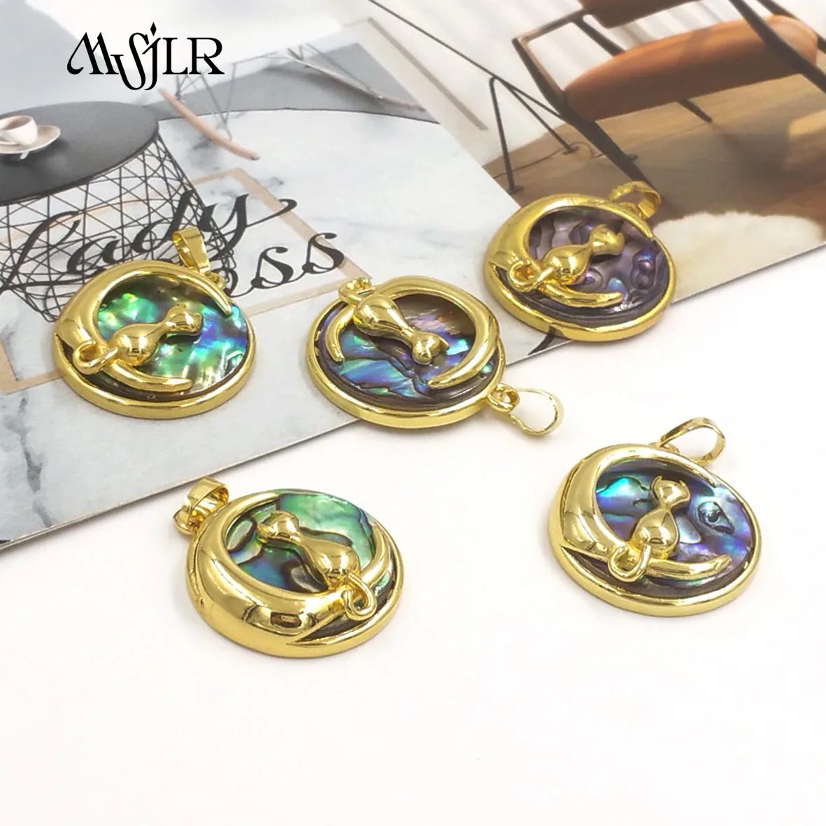 MVP121 5PCS Abalone Shell Classic Special Round Moon Shape 28*28MM Pendant With 18k Real Gold Plated For Women Dressing ACC
MVP121 5PCS Abalone Shell Classic Special Round Moon Shape 28*28MM Pendant With 18k Real Gold Plated For Women Dressing ACC