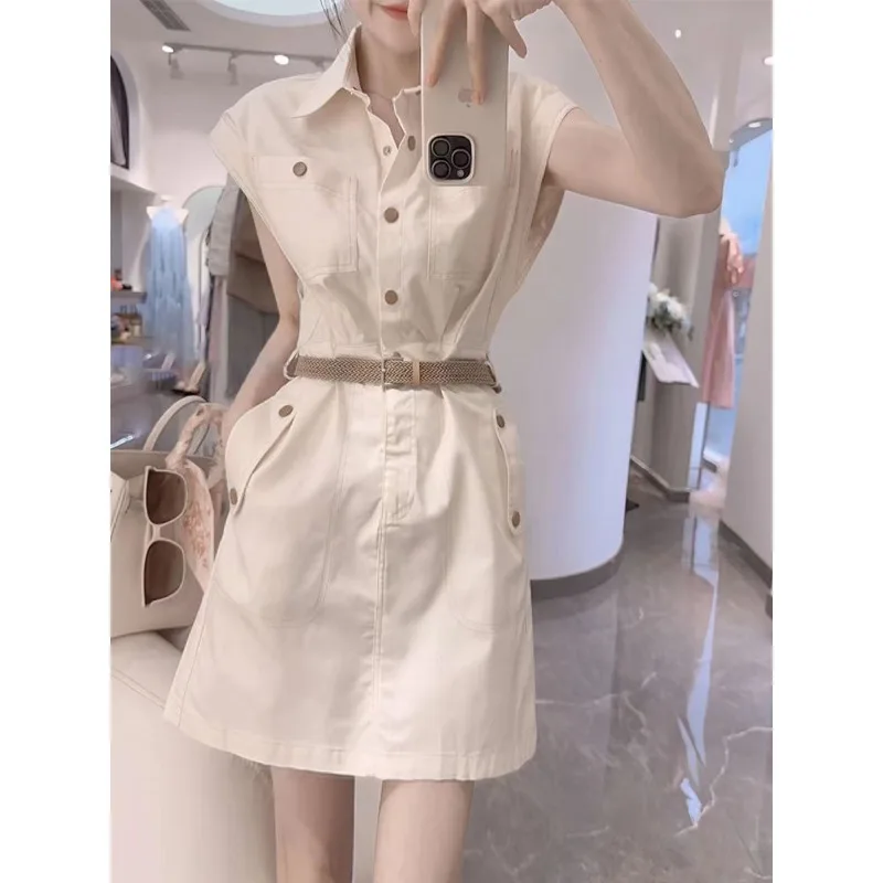 Sleeveless White Dress Women French Fragrance Polo Neck Slim Fashion Korean Sweet Fresh Belt Summer A-line Female Skirts Clothes
Sleeveless White Dress Women French Fragrance Polo Neck Slim Fashion Korean Sweet Fresh Belt Summer A-line Female Skirts Clothes
