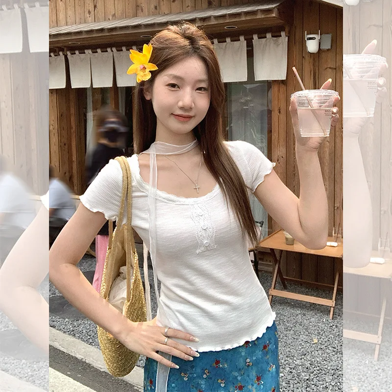 Sweet Spicy Girl Pure Desire Lace Patchwork Half Open Collar Short Sleeve T-Shirt for Women Summer New Ruffled Design Slimming
Sweet Spicy Girl Pure Desire Lace Patchwork Half Open Collar Short Sleeve T-Shirt for Women Summer New Ruffled Design Slimming