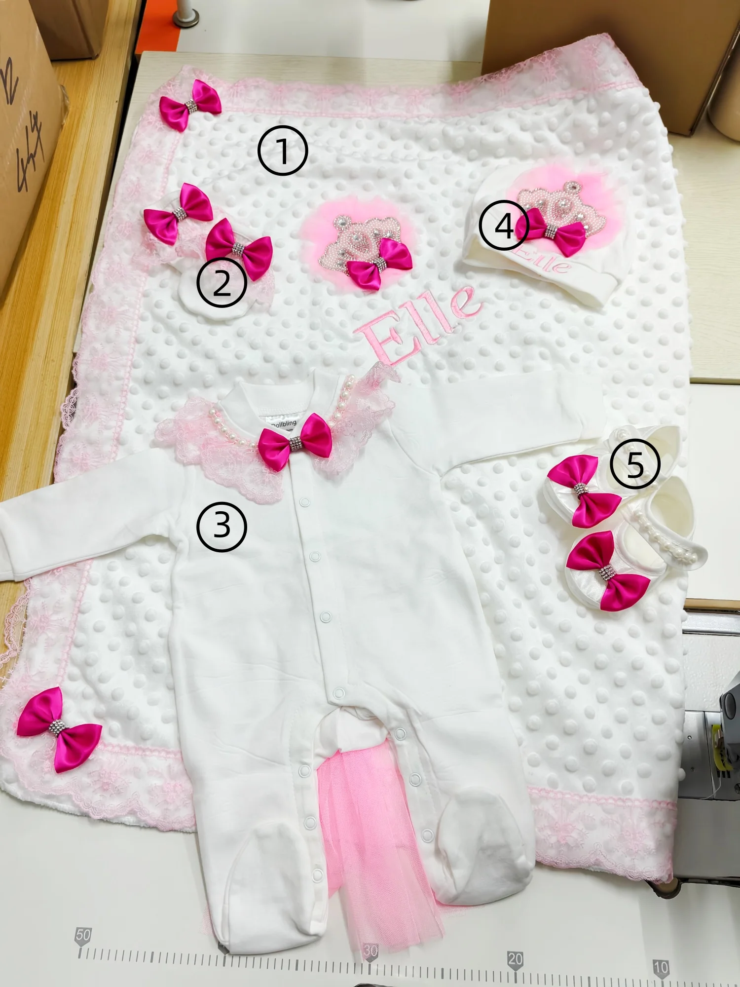 Summer Newborn Girl Outfit Set 6Pcs White Cotton Custom Name Crown Bow Tutu Romper Hat Shoes Birthday Gift Baby Shower
Summer Newborn Girl Outfit Set 6Pcs White Cotton Custom Name Crown Bow Tutu Romper Hat Shoes Birthday Gift Baby Shower