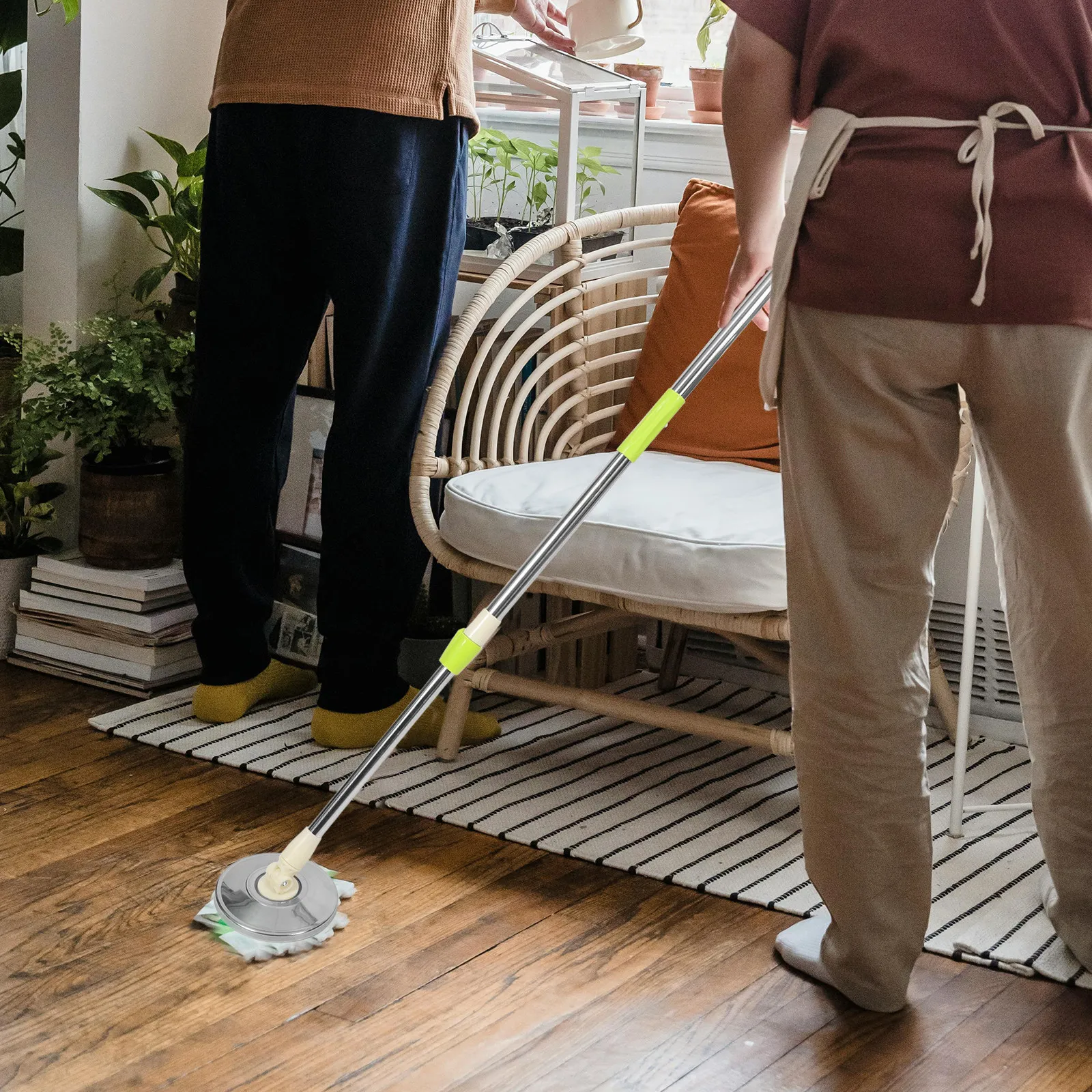 Rotating Stainless Steel Mop Stick Pole Telescopic Thickened Reinforced Explosion Proof Mop Handle Accessories for Hardwood Tile
Rotating Stainless Steel Mop Stick Pole Telescopic Thickened Reinforced Explosion Proof Mop Handle Accessories for Hardwood Tile