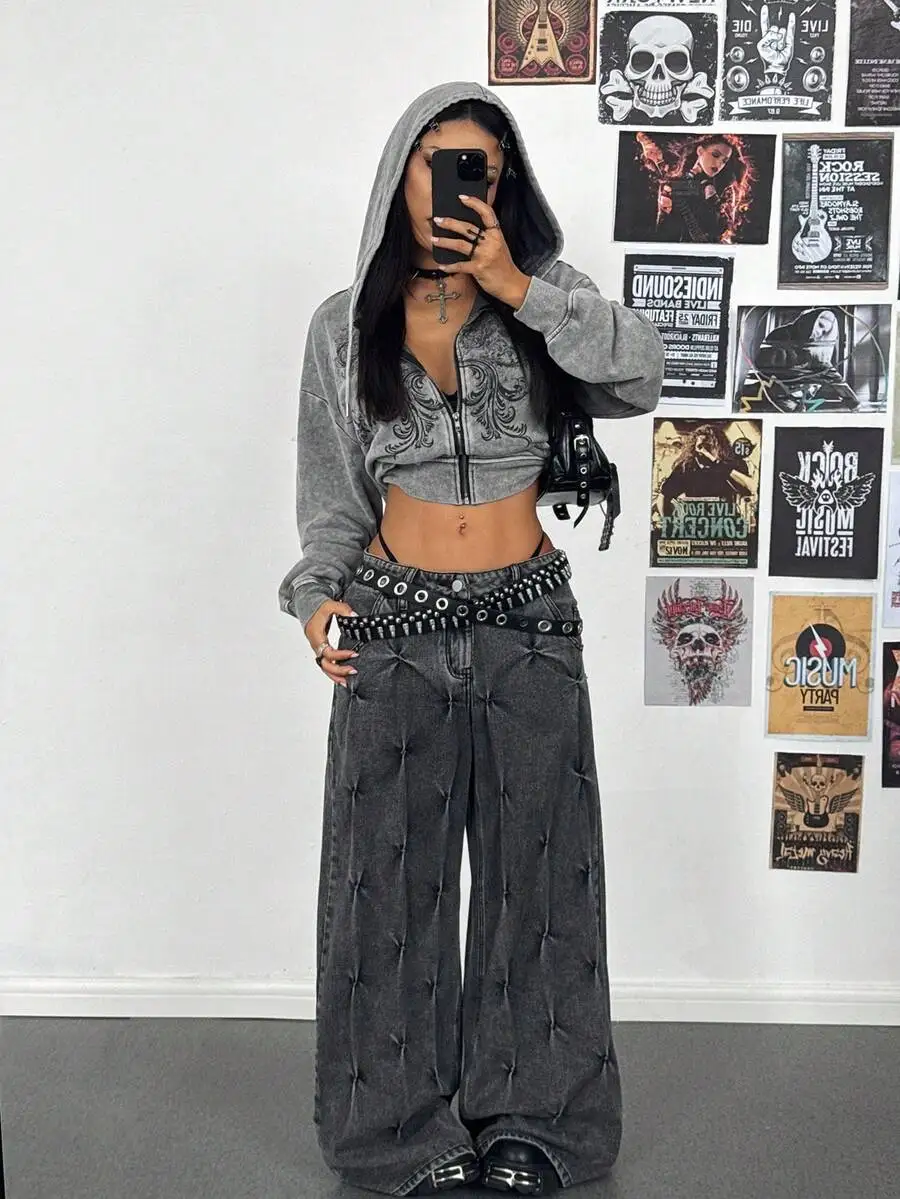Women Y2K Gothic Retro Distressed Loose Cropped Hoodie Streetwear Autumn Winter
Women Y2K Gothic Retro Distressed Loose Cropped Hoodie Streetwear Autumn Winter