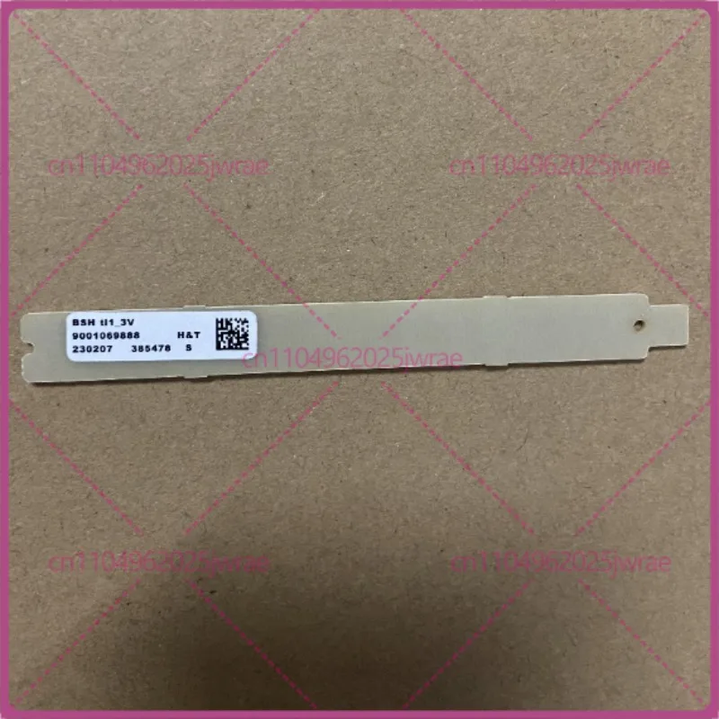 1 шт. светодиодная лента BSH 9001030205 9001069888 3V для освещения холодильников Siemens Bosch, запчасти для холодильников
1 шт. светодиодная лента BSH 9001030205 9001069888 3V для освещения холодильников Siemens Bosch, запчасти для холодильников