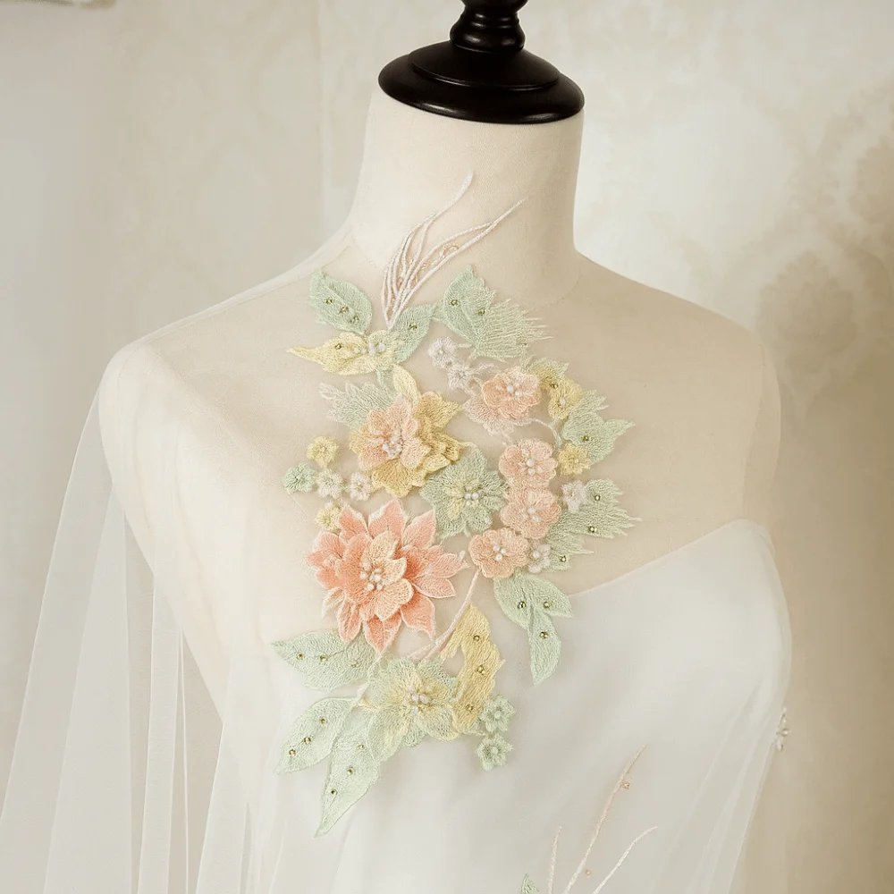 Elegant Embroidery Bead Patches Three-dimensional Delicate Flower Embroidered Patches Polyester Clothing Applique
Elegant Embroidery Bead Patches Three-dimensional Delicate Flower Embroidered Patches Polyester Clothing Applique