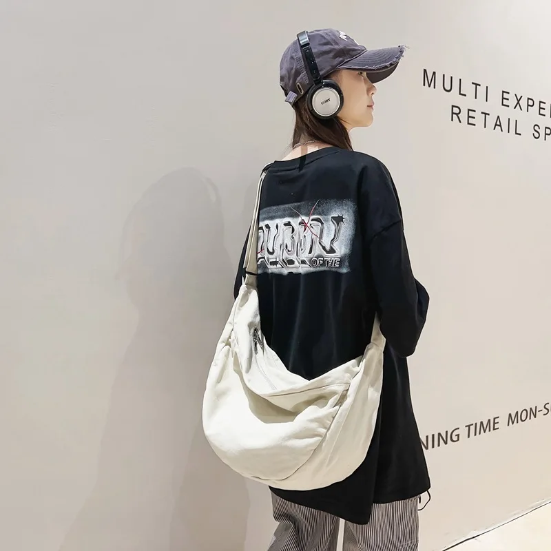2026 New Streetwear Canvas Crossbody Bag Large Capacity Women's Crescent tote Bags Soft Daily Travel Shoulder For Female
2026 New Streetwear Canvas Crossbody Bag Large Capacity Women's Crescent tote Bags Soft Daily Travel Shoulder For Female