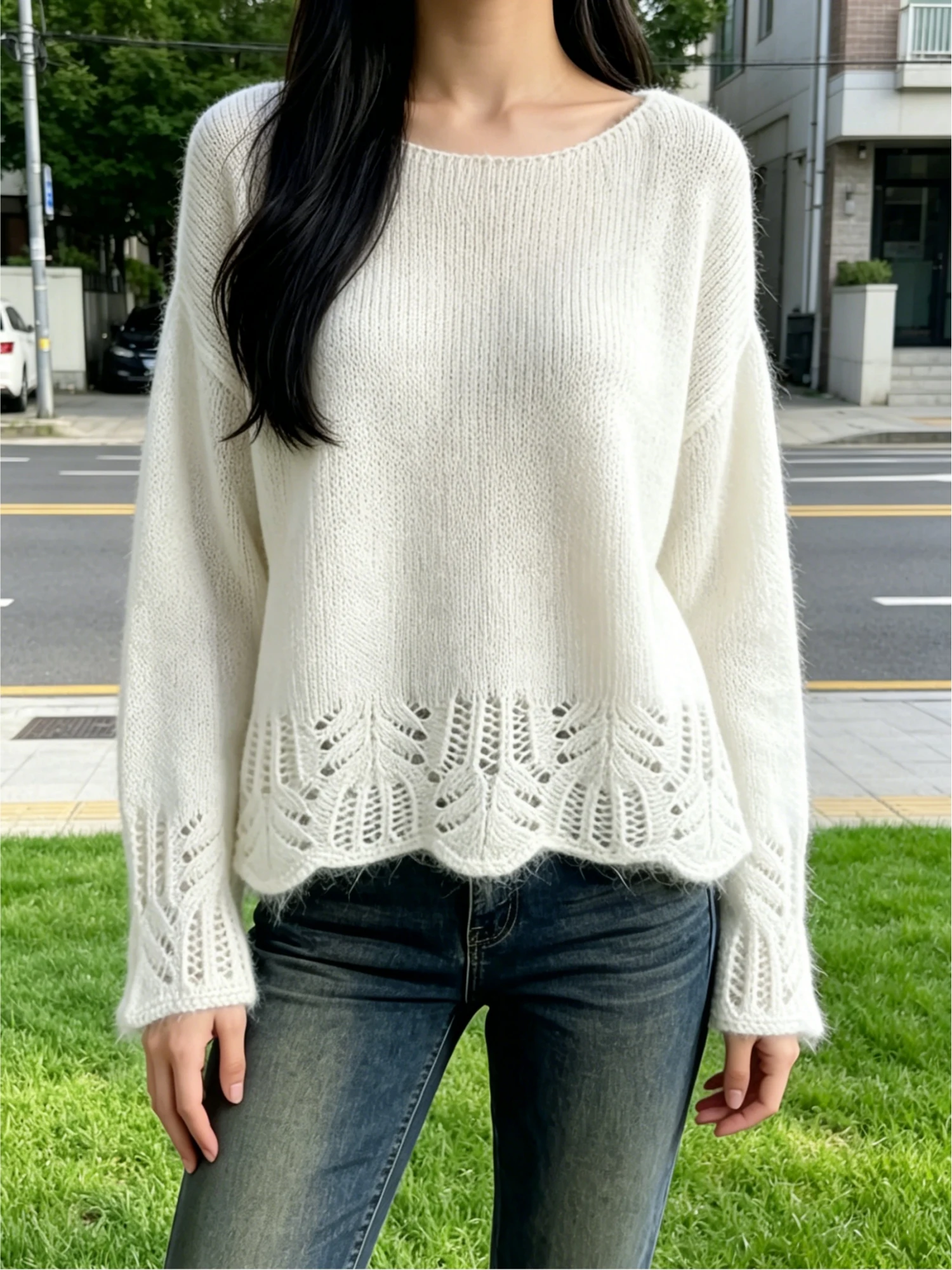 Women's plus size hollow solid color knitted T-shirt, elegant and fashionable high-end spring and summer women's clothing
Women's plus size hollow solid color knitted T-shirt, elegant and fashionable high-end spring and summer women's clothing