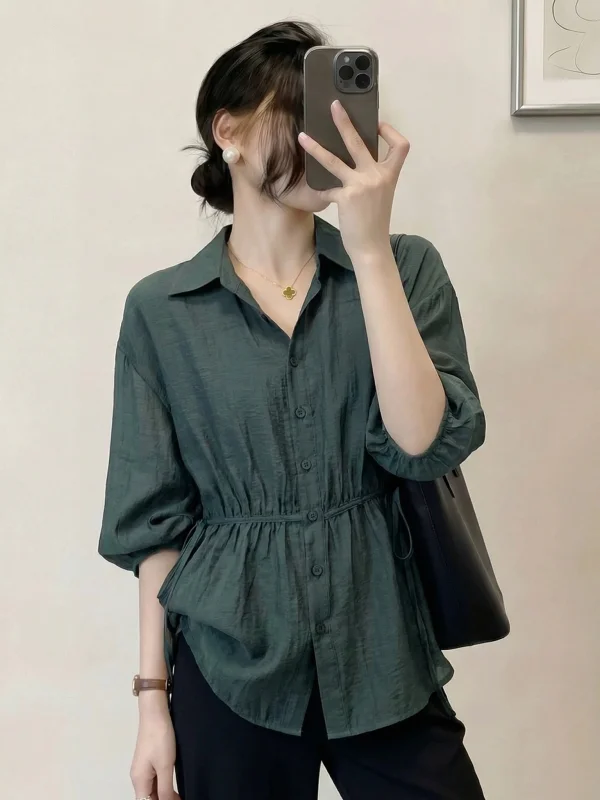 Elegant Green V-Neck Short Sleeve Shirt Women's plus Size Mid-Length Waist-Cinching Top Korean Style Commute Fashion
Elegant Green V-Neck Short Sleeve Shirt Women's plus Size Mid-Length Waist-Cinching Top Korean Style Commute Fashion