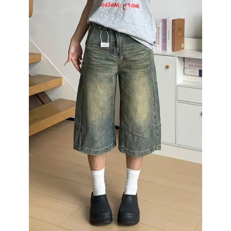Vintage American High Waist Denim Shorts Women Washed Distressed Comfortable Plus Size Trendy Daily Wear Vacation Street Outfit
Vintage American High Waist Denim Shorts Women Washed Distressed Comfortable Plus Size Trendy Daily Wear Vacation Street Outfit