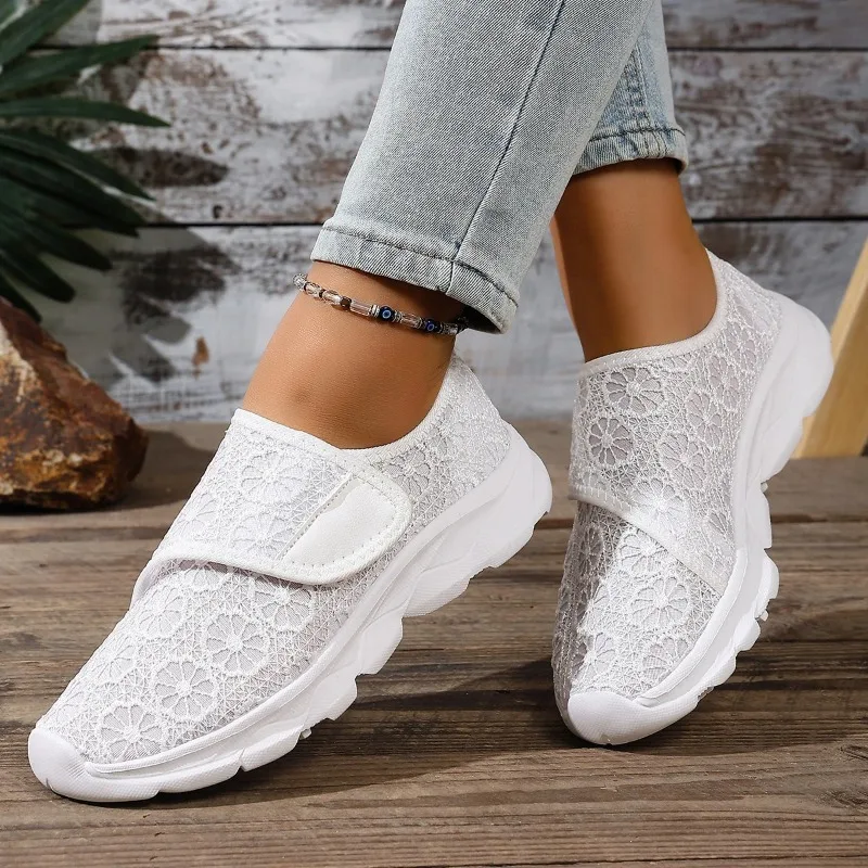 Sneakers Women Shoes Lightweight Breathable Shoes for Women Comfortable Outdoor Walking Black White Zapatillas Mujer Size 36-42
Sneakers Women Shoes Lightweight Breathable Shoes for Women Comfortable Outdoor Walking Black White Zapatillas Mujer Size 36-42