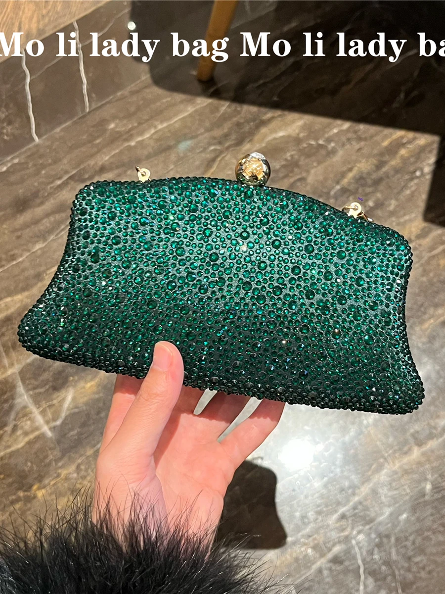 Новая вечерняя сумка-клатч Moli Glitter Diamond с градиентом, женская сумка через плечо в британском стиле, чисто-черная
Новая вечерняя сумка-клатч Moli Glitter Diamond с градиентом, женская сумка через плечо в британском стиле, чисто-черная