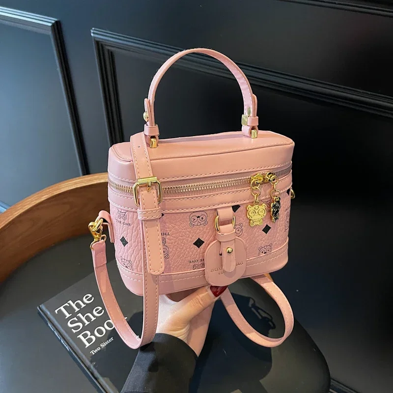 Crossbody Bag Spring Summer Women's Cartoon Printed PU Square Handbags Elegant Fashion Party Shoulder Bags
Crossbody Bag Spring Summer Women's Cartoon Printed PU Square Handbags Elegant Fashion Party Shoulder Bags
