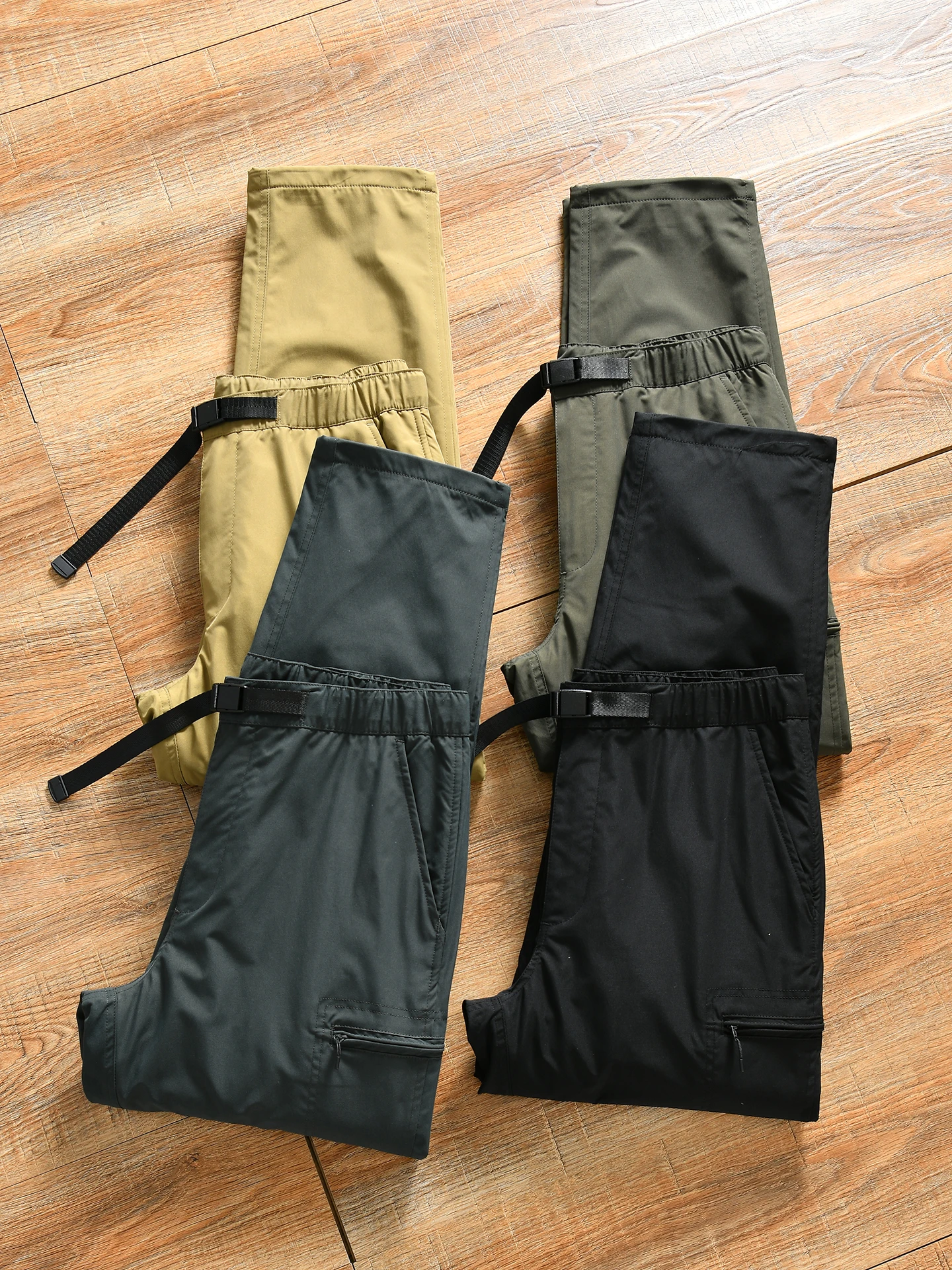 Outdoor Winter Men's Casual Loose Fleece-Lined Windproof Waterproof Hiking Straight Leg Trousers Warm Polyester Fiber
Outdoor Winter Men's Casual Loose Fleece-Lined Windproof Waterproof Hiking Straight Leg Trousers Warm Polyester Fiber