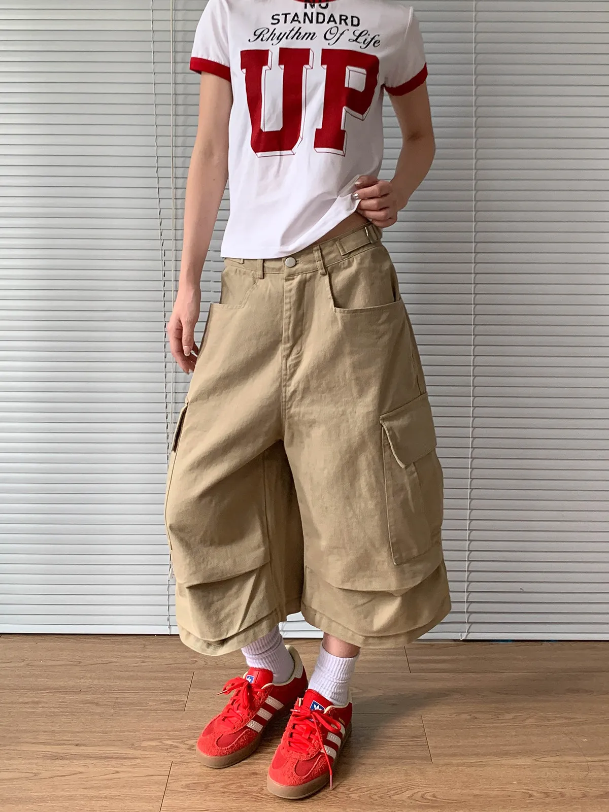 Retro American Folded Seven-Quarter Work Pants Men's Women's New Summer Street Loose Straight Leg Wide Leg Versatile Trousers
Retro American Folded Seven-Quarter Work Pants Men's Women's New Summer Street Loose Straight Leg Wide Leg Versatile Trousers
