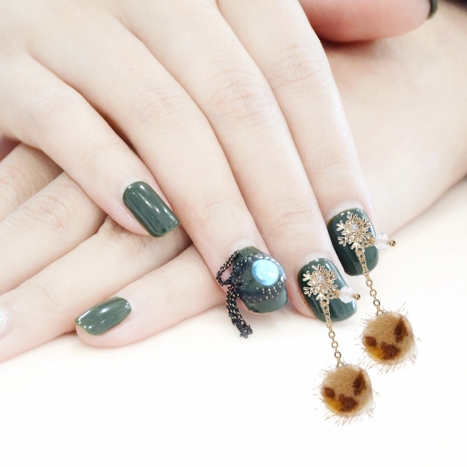 4 шт., циркониевый кулон для ногтей, высокое качество, маникюр, сделай сам, декор, аксессуары, шикарные, стильные, креативные принадлежности для дизайна ногтей
4 шт., циркониевый кулон для ногтей, высокое качество, маникюр, сделай сам, декор, аксессуары, шикарные, стильные, креативные принадлежности для дизайна ногтей