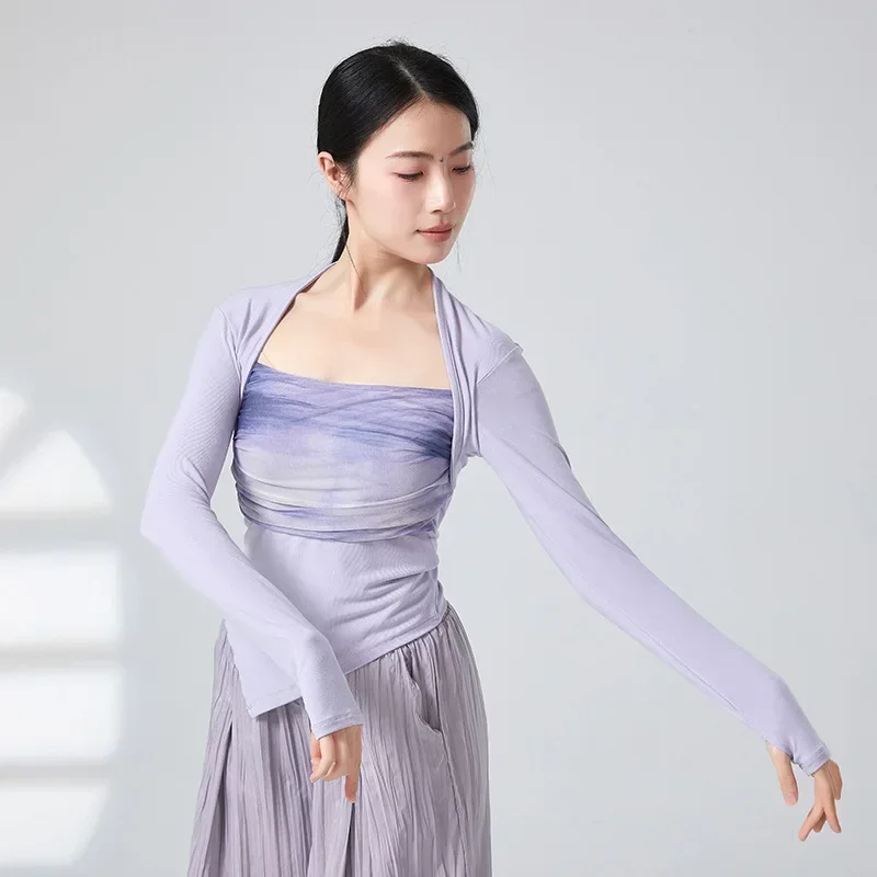 Classical dance clothes women's autumn and winter Chinese style practice clothes dance clothes modern dance performance
Classical dance clothes women's autumn and winter Chinese style practice clothes dance clothes modern dance performance