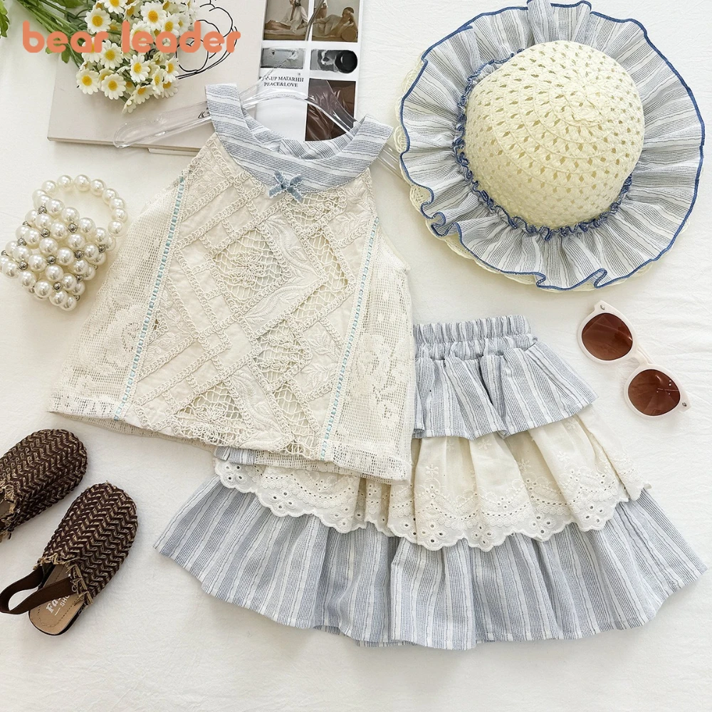 Bear Leader New Summer Girls Clothing 2-7 Year Old Korean Style Round Neck Bow Sleeveless Irregular Pattern Top+Short Skirt Set
Bear Leader New Summer Girls Clothing 2-7 Year Old Korean Style Round Neck Bow Sleeveless Irregular Pattern Top+Short Skirt Set