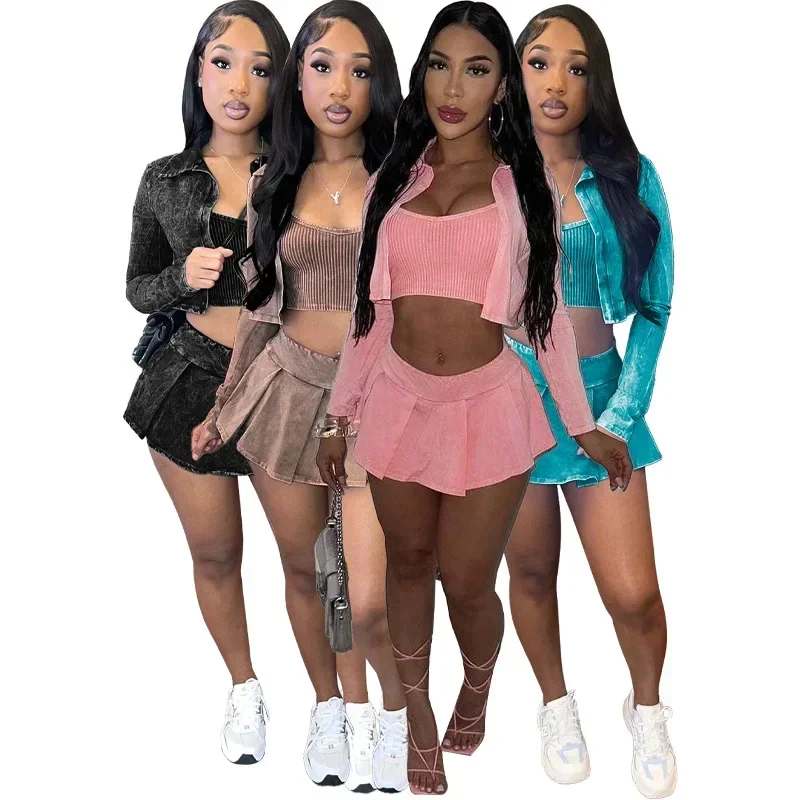 Женский комплект из трех предметов, повседневный костюм с отложным воротником, короткое пальто, топ, мини-плиссированная юбка, женская уличная одежда, потертые юбки, наряды 
Женский комплект из трех предметов, повседневный костюм с отложным воротником, короткое пальто, топ, мини-плиссированная юбка, женская уличная одежда, потертые юбки, наряды