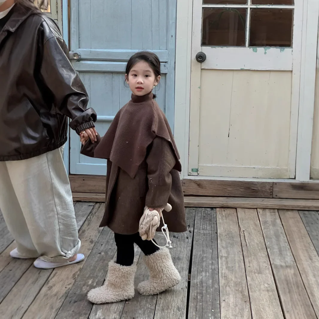 Girls Coat 2024 Winter New Childrens Wear Korean Style Baby Girls Solid Color Medium Long Thick Warm Woolen Coat Wool Cape
Girls Coat 2024 Winter New Childrens Wear Korean Style Baby Girls Solid Color Medium Long Thick Warm Woolen Coat Wool Cape