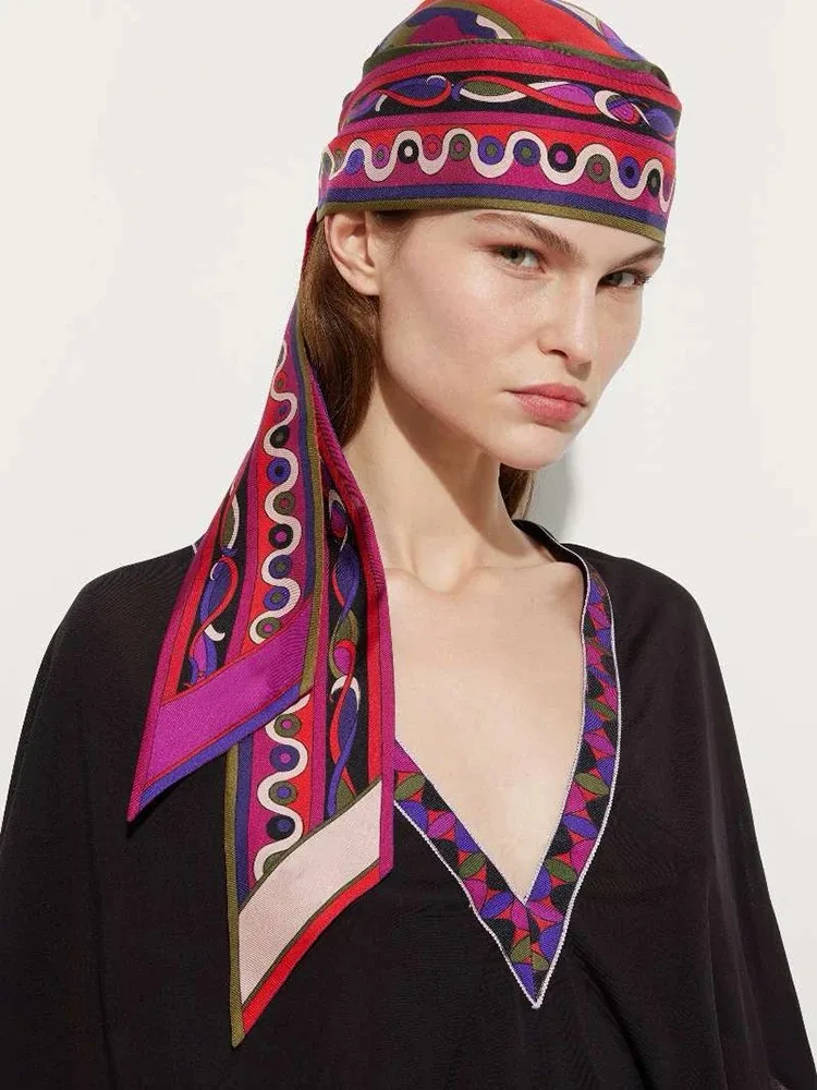 Summer Fashion Outdoors Resort Casual Geometric Print Silk Headscarf Women's Vintage Triangle Lace-Up Sun Protection Scarf
Summer Fashion Outdoors Resort Casual Geometric Print Silk Headscarf Women's Vintage Triangle Lace-Up Sun Protection Scarf