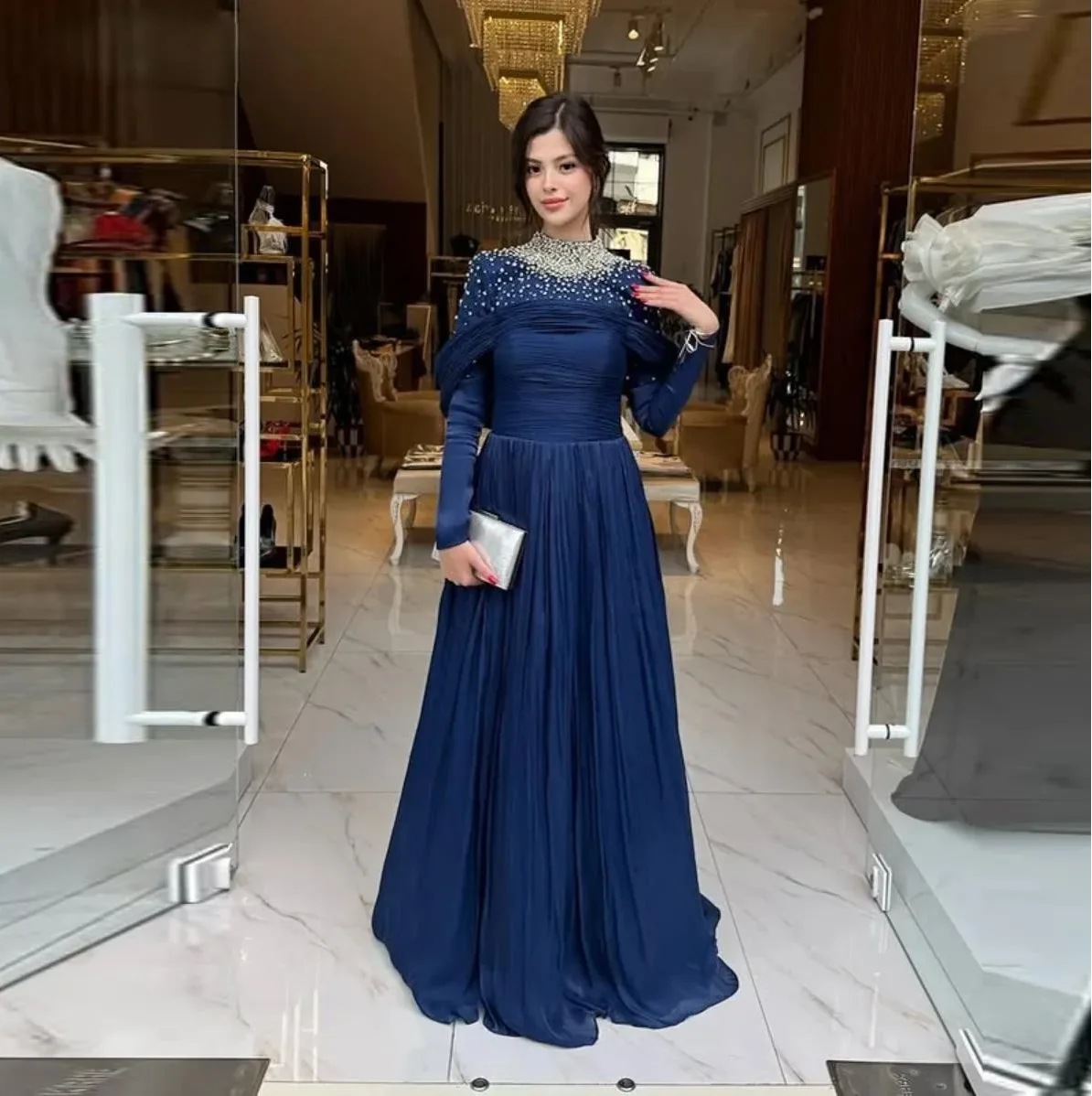 Customized Bead A Line Muslim Evening Dresses High Neck Long Sleeve Chiffon Arabic Dubai Formal Gown Islamic robes de soiree
Customized Bead A Line Muslim Evening Dresses High Neck Long Sleeve Chiffon Arabic Dubai Formal Gown Islamic robes de soiree