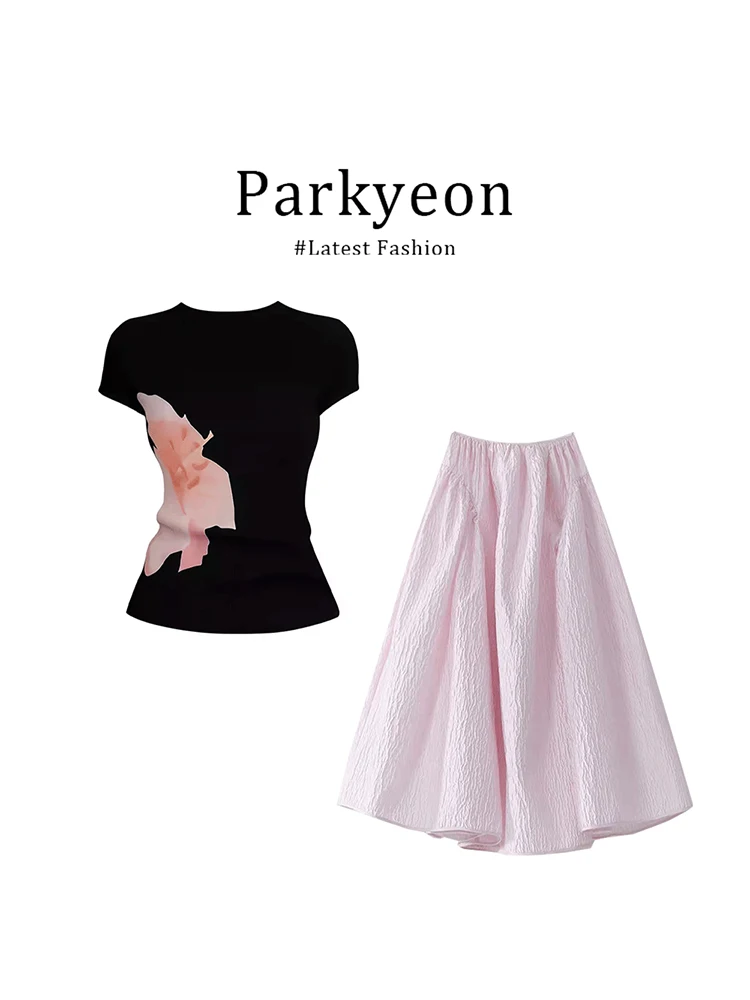 Parkyeon Summer 2026 Women's Short Sleeve T-Shirt High Waist A-Line Princess Skirt Set Fashionable Casual Wear round Neckline
Parkyeon Summer 2026 Women's Short Sleeve T-Shirt High Waist A-Line Princess Skirt Set Fashionable Casual Wear round Neckline