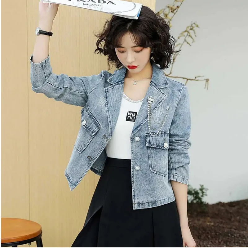 Vintage Denim Jacket Women 2026 New Autumn Spring Korean Fashion Flap Pocket Cardigan Suit Collar Cowboy Short Coat Female Tops
Vintage Denim Jacket Women 2026 New Autumn Spring Korean Fashion Flap Pocket Cardigan Suit Collar Cowboy Short Coat Female Tops