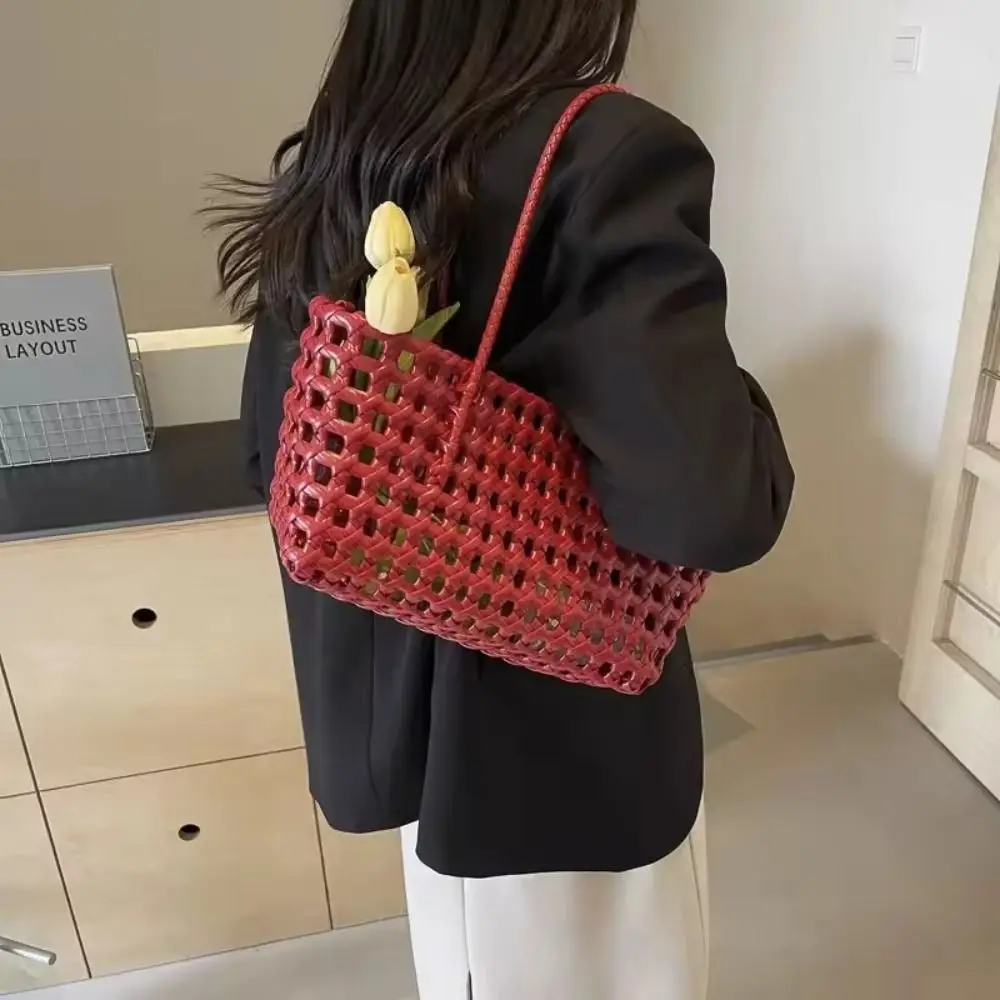 Fashion Woven Women's Shoulder Bag Solid Color Large Capacity Beach Bag Hollow Handbag
Fashion Woven Women's Shoulder Bag Solid Color Large Capacity Beach Bag Hollow Handbag
