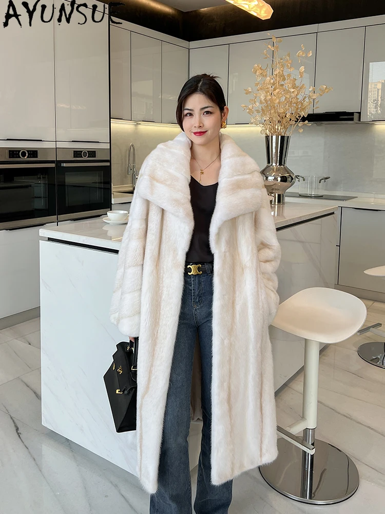 AYUNSUE Natural Velvet Mink Fur Coat Woman High Quality Luxury Whole Mink Real Fur Coat Woman Clothing 2025 Winter Шуба Женская
AYUNSUE Natural Velvet Mink Fur Coat Woman High Quality Luxury Whole Mink Real Fur Coat Woman Clothing 2025 Winter Шуба Женская